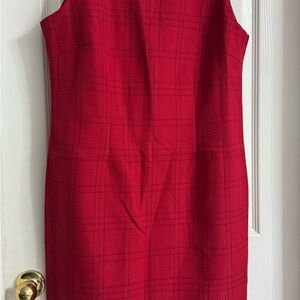 Chic Red Sleeveless Mini Dress